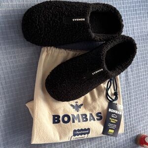 Bombas Cozy Black Slippers